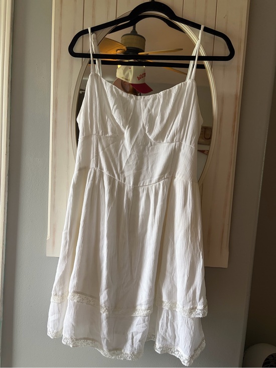 Hollister Dresses & Skirts - Hollister White Lace-Trim Sundress